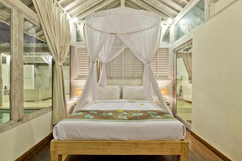 Villa Laksmana Hideaway 2 - Surrounded By Water- 2Bd Villa With Fantastic Pool! Seminyak  Seminyak (Bali)