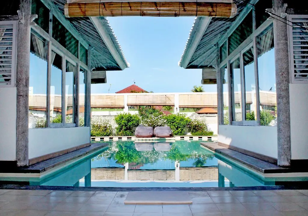 Villa Laksmana Hideaway 2 - Surrounded By Water- 2Bd Villa With Fantastic Pool! Seminyak  Indonesia